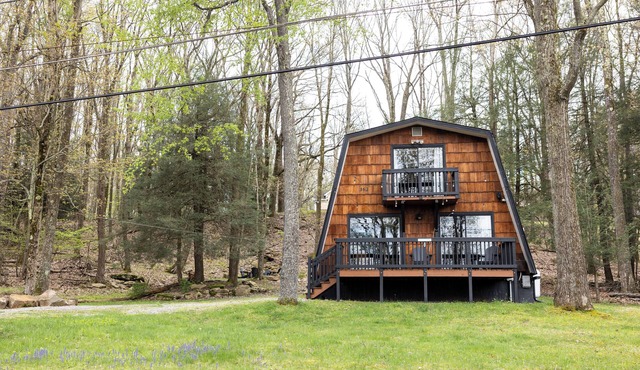 A-Frame Cabin - Minutes from WISP