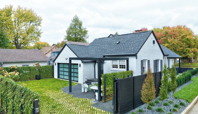 A stylish and charming retreat in a beautiful 1924 Bungalow in the heart of the beautiful Butler-Tarkington neighborhood - Pet Friendly.