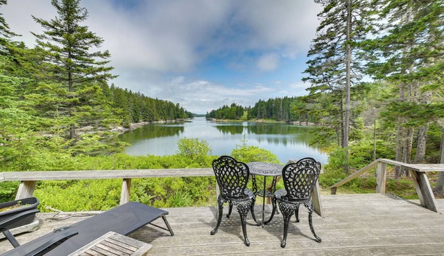 A True Escape: Island Sanctuary in Vinalhaven