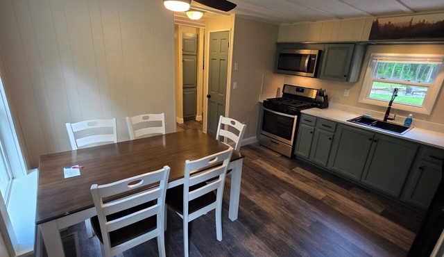 Abbot Trailside Lodging