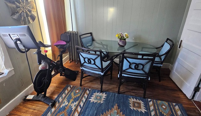 Adult Nerd Home w/Themed Rooms Ramen Arcade & Peloton Pet Friendly Near Boston