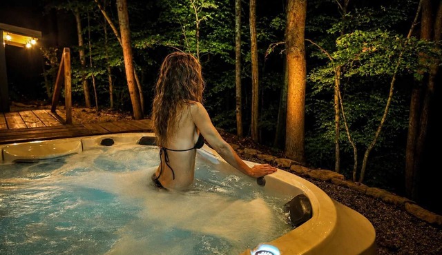 Adults-Only Immersive Retreat Center | Art, Nature, & Wellness | Hocking Hills
