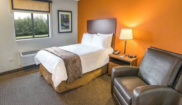Affordable Studio Close to Trails, Art + Missouri River Cruises Fun