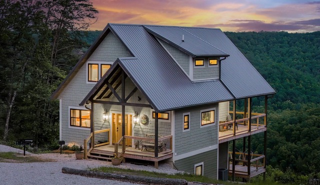 All New Firefly Cottage in the Woods Overlooking Red River Gorge Geological area