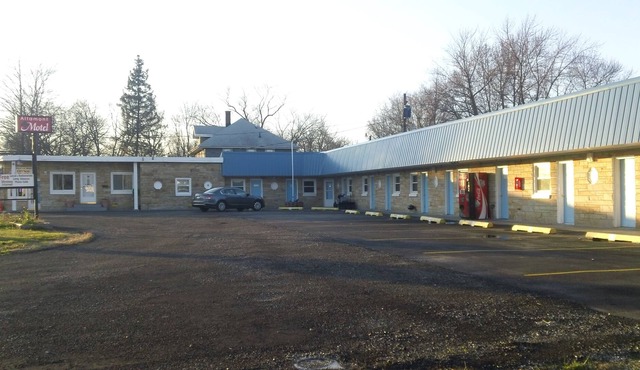 Altamont Motel