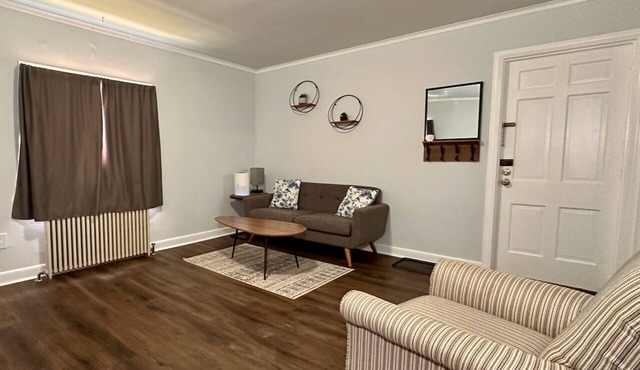 Amazing Downtown Location! Quiet & Spacious!