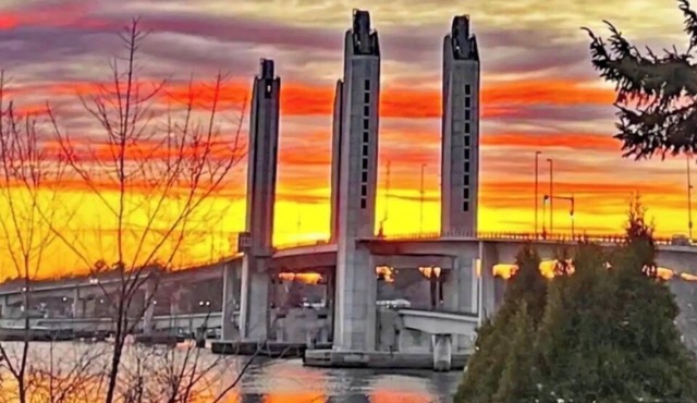 Amazing views in Kittery perfect for a relaxing getaway or work from home.