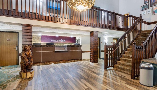 AmericInn by Wyndham Duluth South Proctor Black Woods Event Ctr