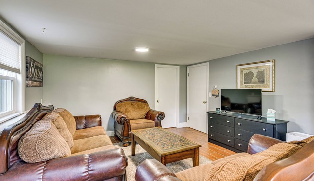 An Apartment with Comfort and Charm in Easton