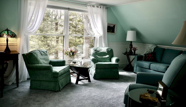 Anny's Treetop on the Quietside Mt Desert Island,& Acadia National Park
