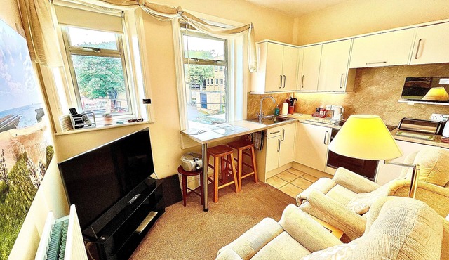 Apartment 1 of 6 on coast cosy for 2