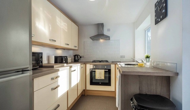 Apex Living NE - Beachville House II