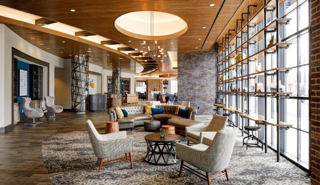 Archer Hotel Boston/Burlington
