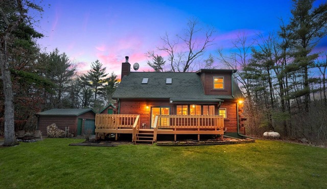 Arkdale Cabin w/Game Room, Fire Pit & ATV Access