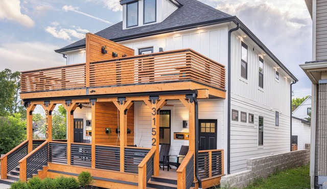 Artisan Oasis-Hot Tub | Fire Pit 4BD Right Unit