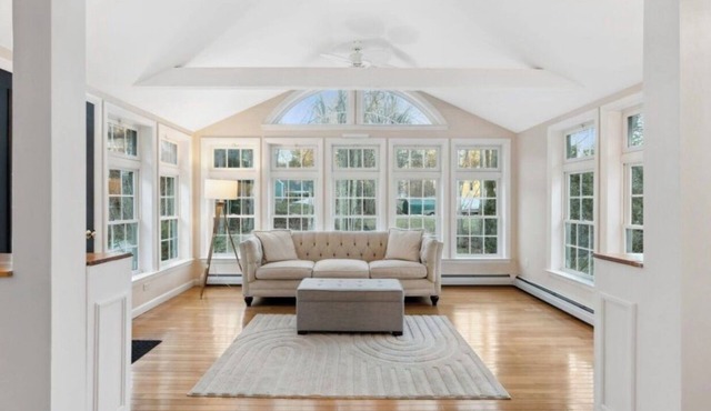 Available now only for summer! Charming 4-bedroom house in desired Falmouth.
