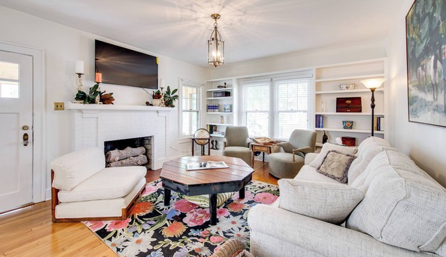 Baby Grand on Main' Lebanon Home w/Game Room!