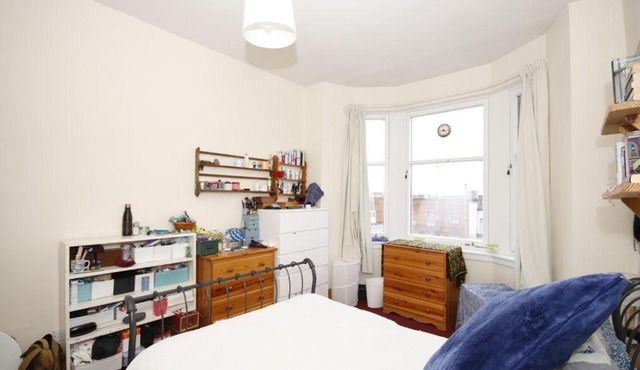 Basic Three Bedroom Flat West End