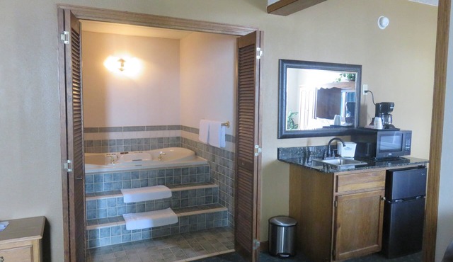 Baymont by Wyndham Fargo