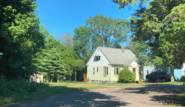 Beach House with path to beach with parking FOUR blocks from UTV trail in town