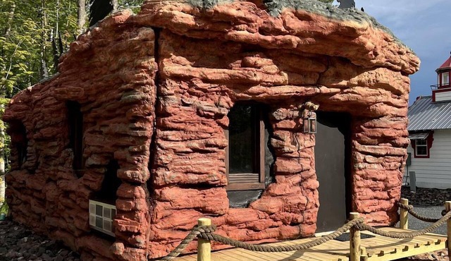 Beach Sea Cave Incredible for an Unforgettable Experience in Bayfield, Wisconsin