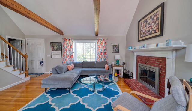Beach & Town Walkable:Family Friendly Cape Getaway