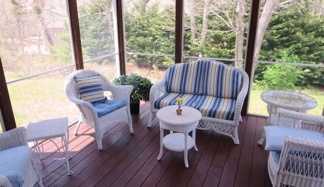 Beachside Bliss: Dog Friendly & Breezy Stay