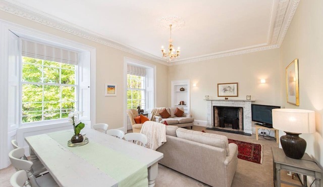 Beautiful 3 bedroomed apartment in central St Andrews