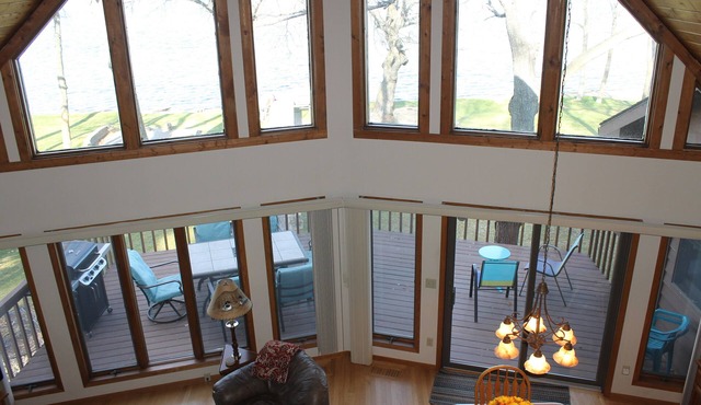 Beautiful 4 Bedroom Lake Home, on level lot, sandy beach, and beautiful views