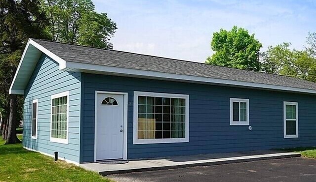 Beautiful Brand New Cabins on Lake Bemidji