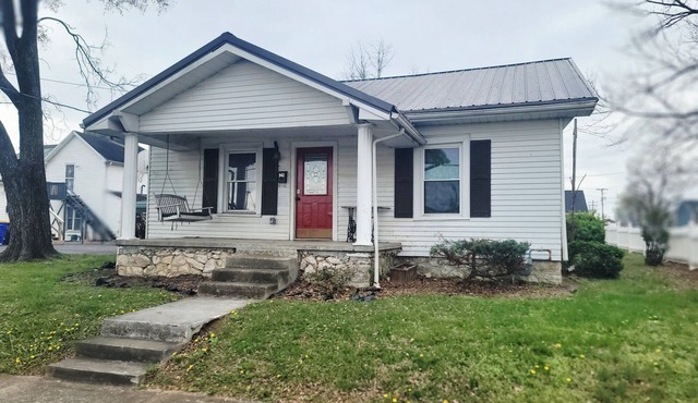 Beautiful Bungalow in the Heart of BG. By WKU Campus. Close to Mammoth Cave.