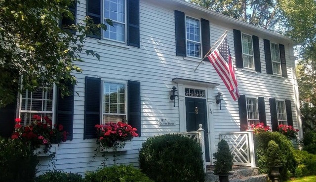 Beautiful, historic home near Dock Square, a unique Kennebunkport experience