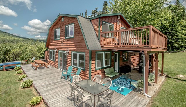 Beautiful Lake Front Cabin