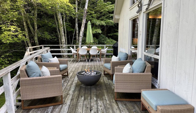 Beautiful Lakefront home with private dock - close to everything.