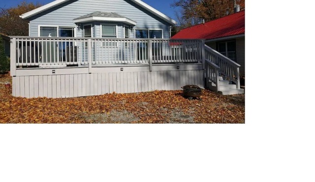 Beautiful newly remodeled house at Indian Lake