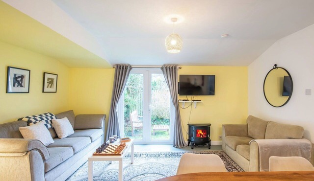 Beautiful private villa for 4 people with WIFI, TV, terrace and pets allowed