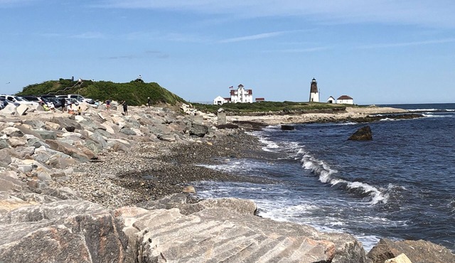 Beautiful property near URI, Beaches and Newport!