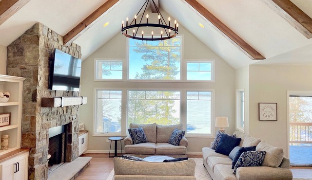 Beautiful waterfront lake home on Round Lake - connected to Gull Lake Chain!
