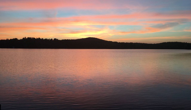 Beautiful Western Views, Magnificent Sunsets on incredible Great Pond.