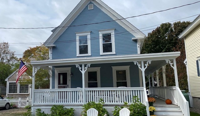 Beautiful York Beach home with relaxing porch for gatherings
