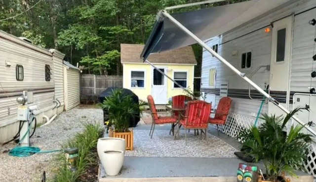 Beautifully remodeled camper in fun family friendly park