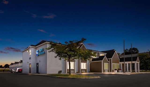 Best Western Buffalo Inn & Suites