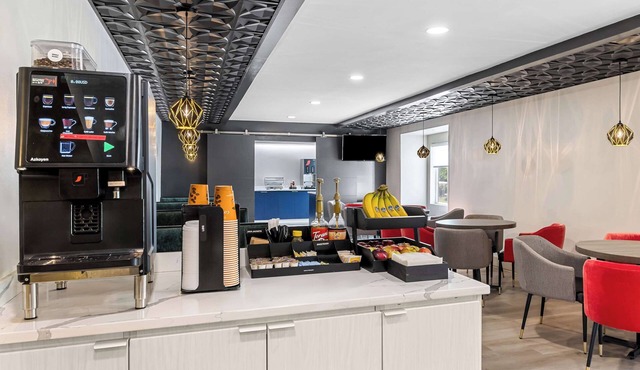 Best Western Buffalo Inn & Suites