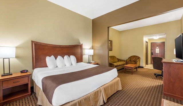 Best Western Plus Grand Island Inn and Suites