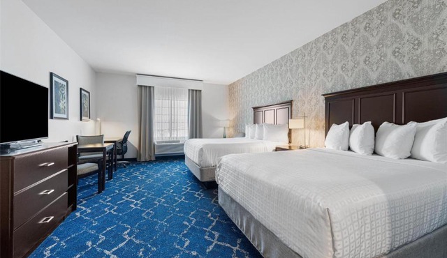 Best Western Plus New Richmond Inn & Suites