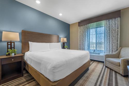 Best Western Plus Overland Inn