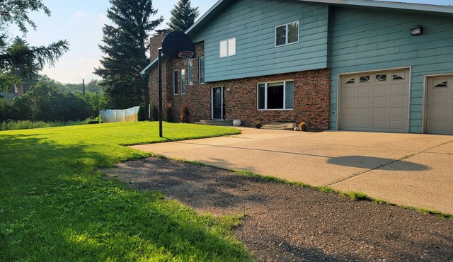 Big house, big yard in the middle of Dickinson. Very private and peaceful.