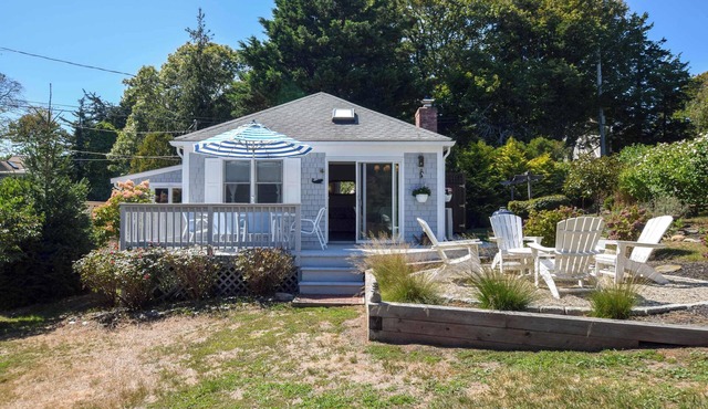 Bike to Nauset Beach or Walk to Mill Pond!