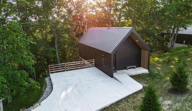 Birch at Arcadia Hills Luxury Couples Cabin