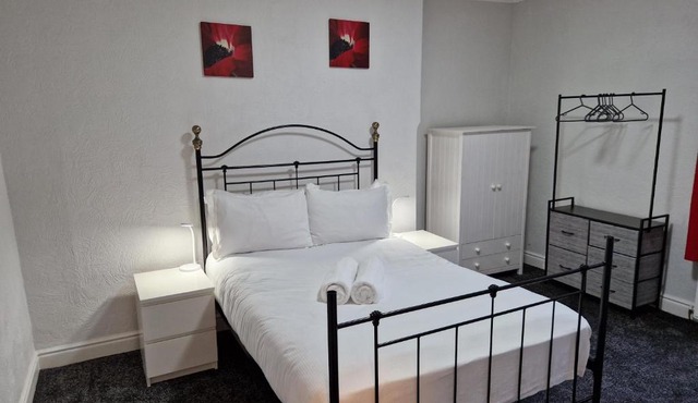 Birtley's Diamond 3 bed Apt sleeps 6 Guests